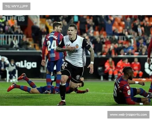 杜罗倒地造点未果，瓦伦西亚主场憾失良机